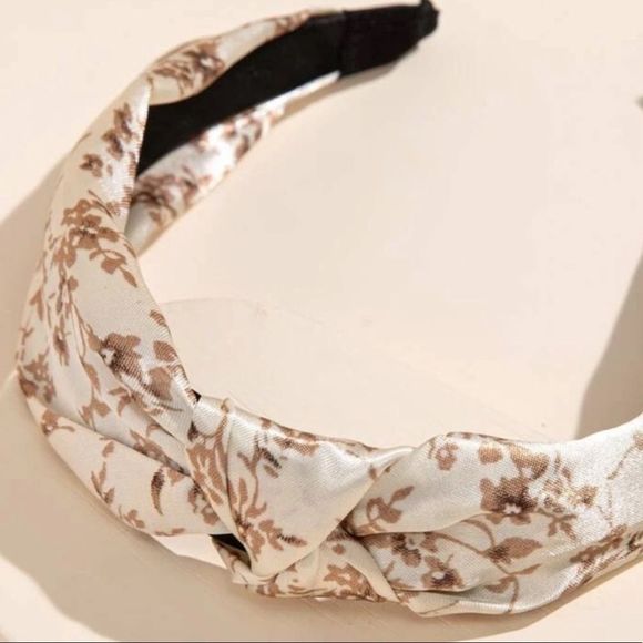 KNOT Headbands - Picture 4 of 4